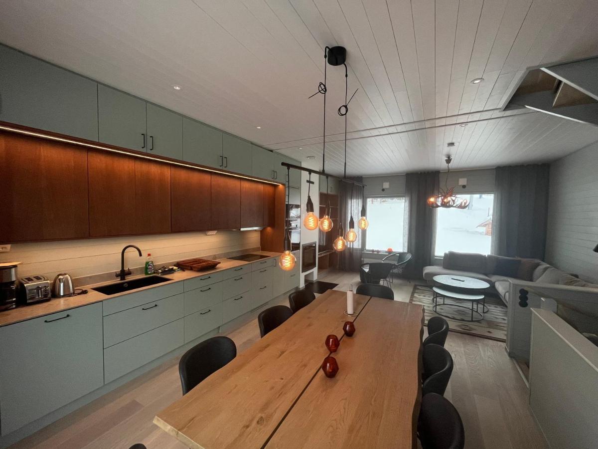 Kavan Townhouse Funaesdalen Exterior photo