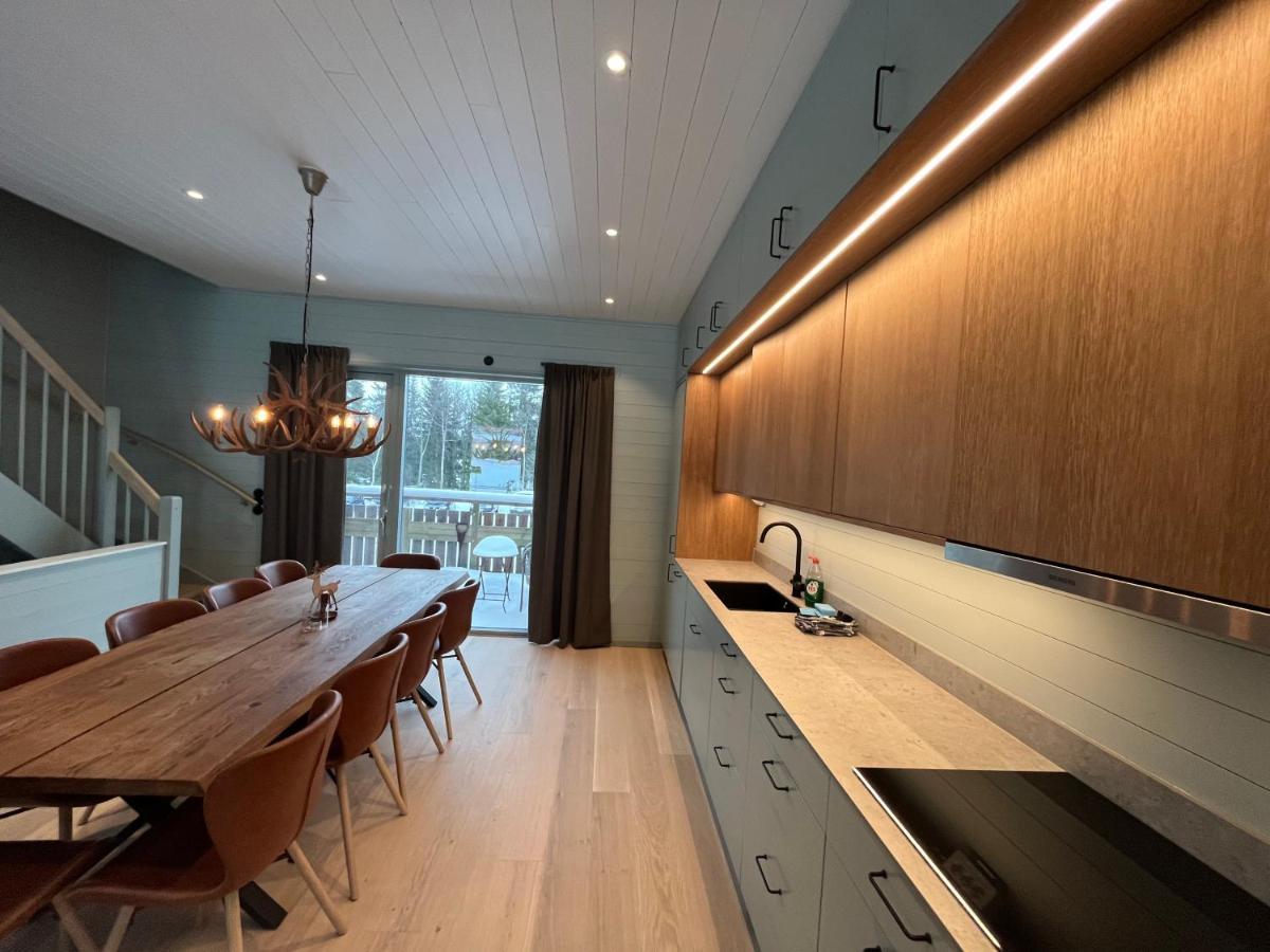 Kavan Townhouse Funaesdalen Exterior photo