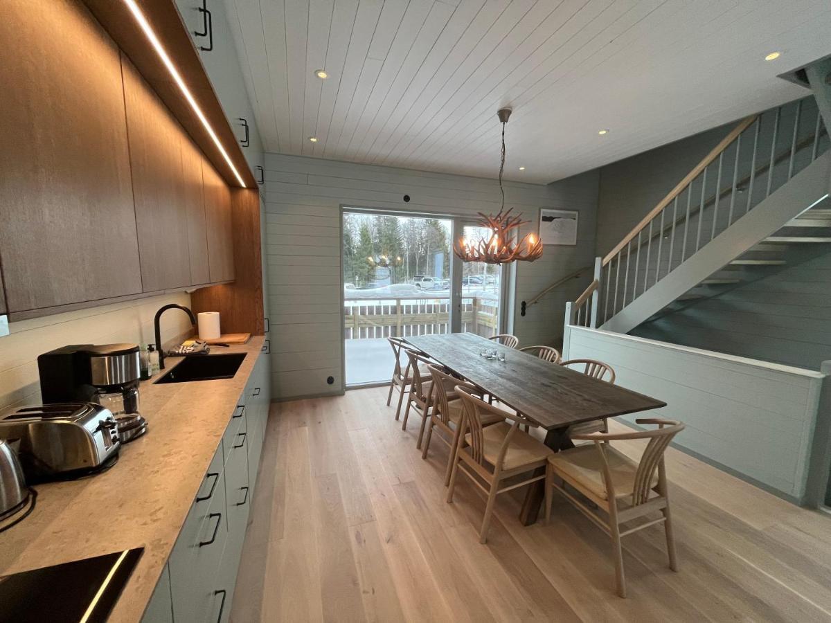 Kavan Townhouse Funaesdalen Exterior photo